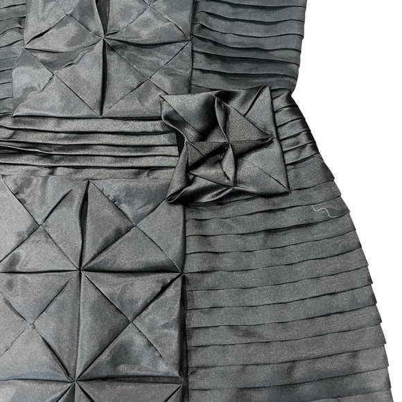 BEBE Mini Dress Size Medium Black Silk NWT Pleated Strapless Party Cocktail LBD - Picture 6 of 12